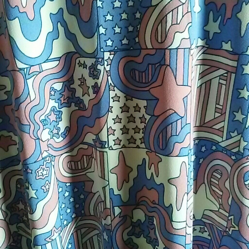 Lularoe Maria - Picture 2 of 3